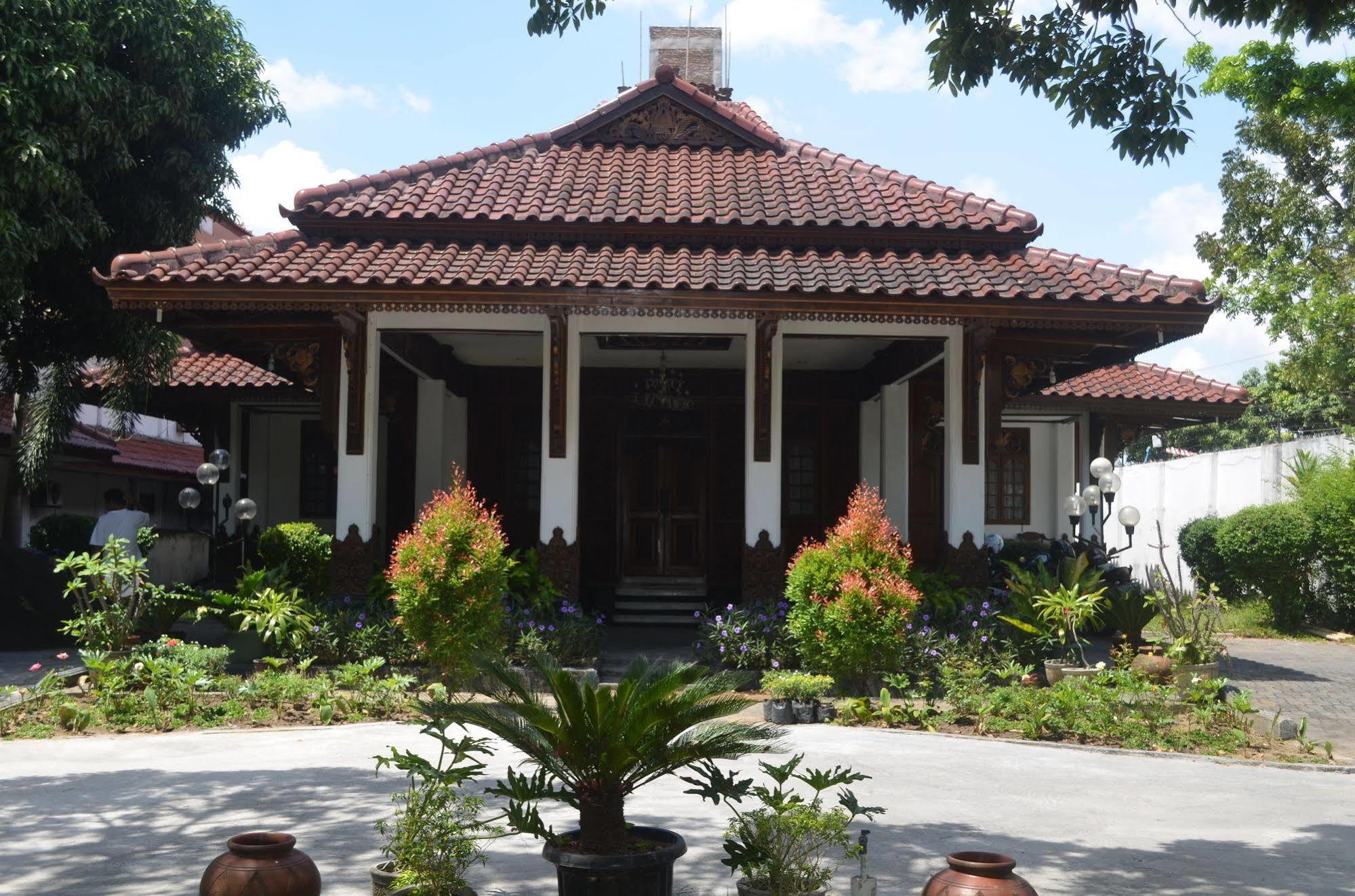 Sadinah Sahid Josodipuro Hotel Colomadu Eksteriør bilde