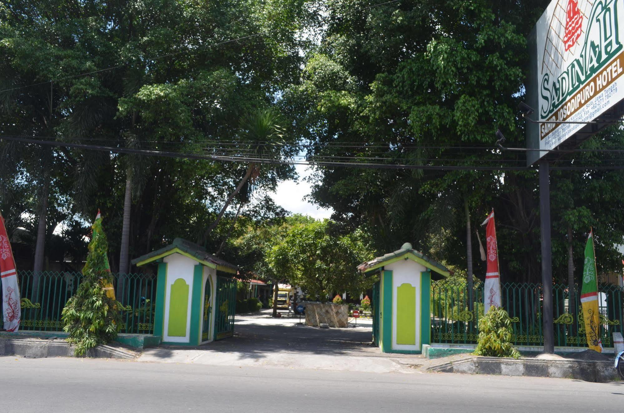 Sadinah Sahid Josodipuro Hotel Colomadu Eksteriør bilde